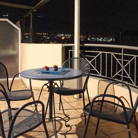 Ouranos Apartment เอเธนส์ ภายนอก รูปภาพ